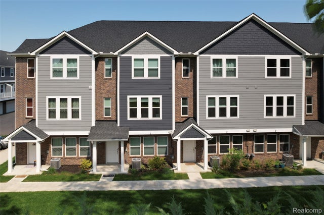 5973 Stella Drive, Troy city