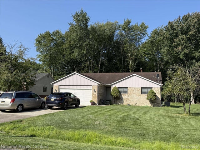 23001 Watt Drive, Farmington city