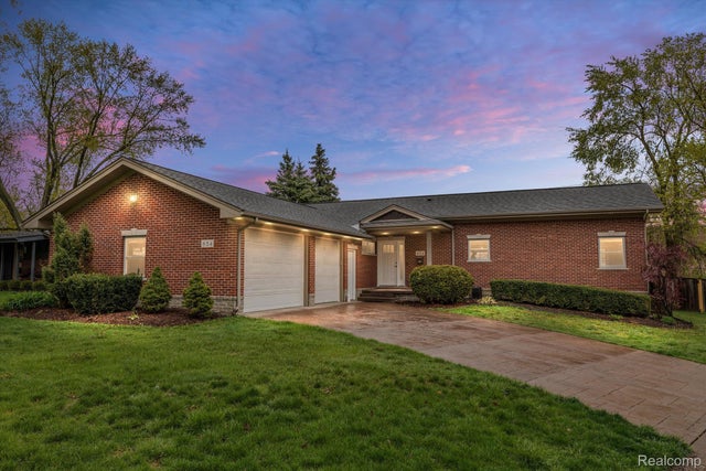 854 Brooklawn Drive, Troy city