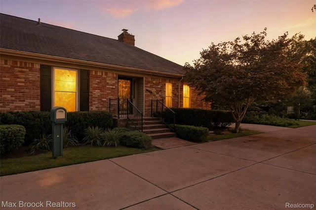 1829 Stonycroft Lane, Bloomfield Hills city