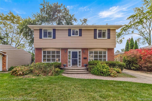 4303 Auburn Drive, Royal Oak city