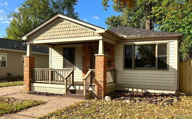 925 Woodward Heights, Ferndale city