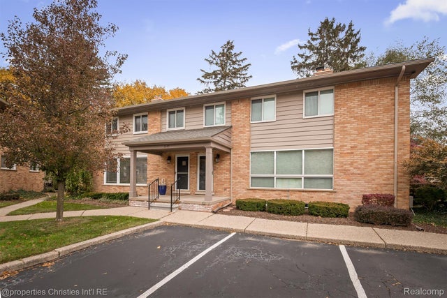 1047 N Old Woodward Avenue 1, Birmingham city