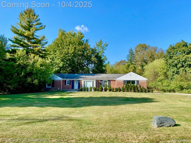 6040 Old Orchard Drive, Bloomfield Hills city