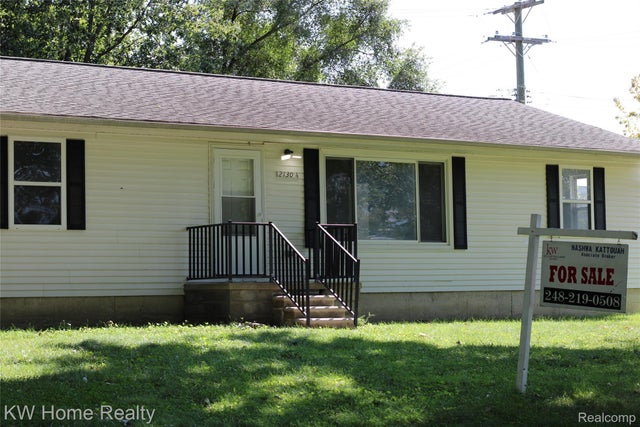 21304 Rockwell Street, Farmington city