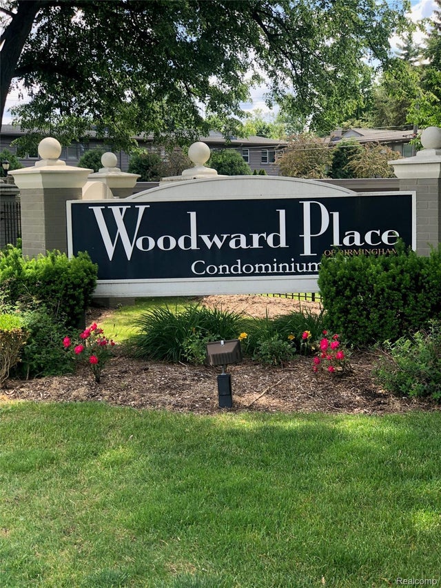 1111 N Old Woodward Avenue 1, Birmingham city