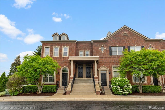 29426 Glen Oaks Boulevard W, Farmington Hills city