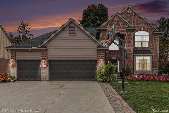 2038 Chaps Drive, Troy city