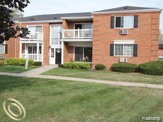 2420-d Parmenter Boulevard 212, Royal Oak city