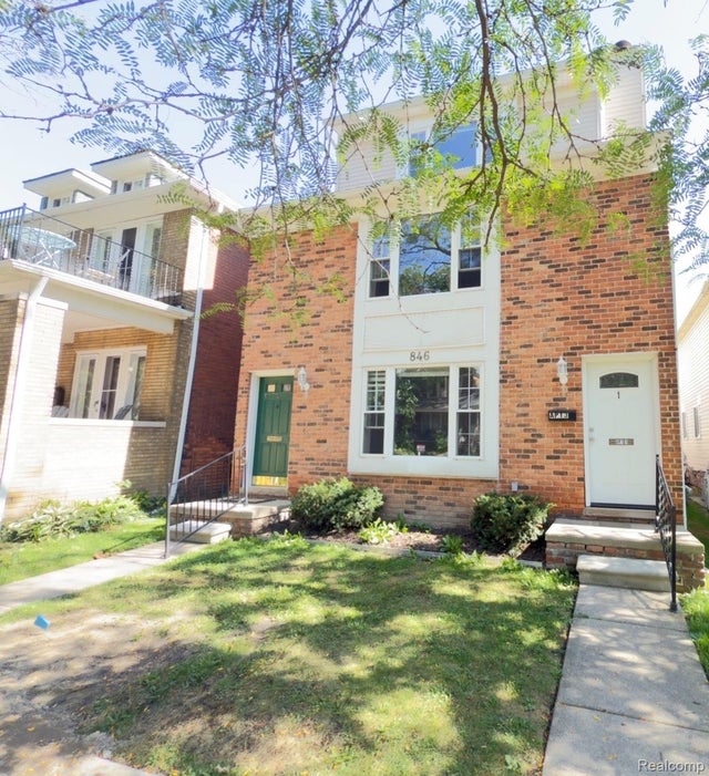 846 Beaconsfield Unit 3 Avenue, Grosse Pointe city