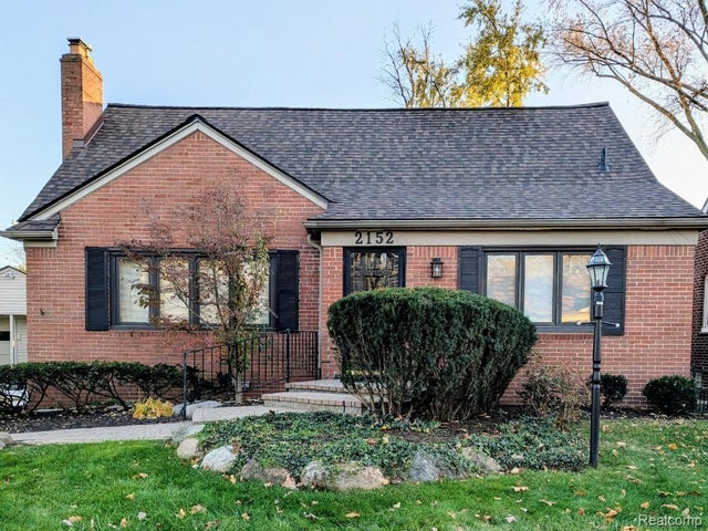 2152 Pembroke Road, Birmingham city