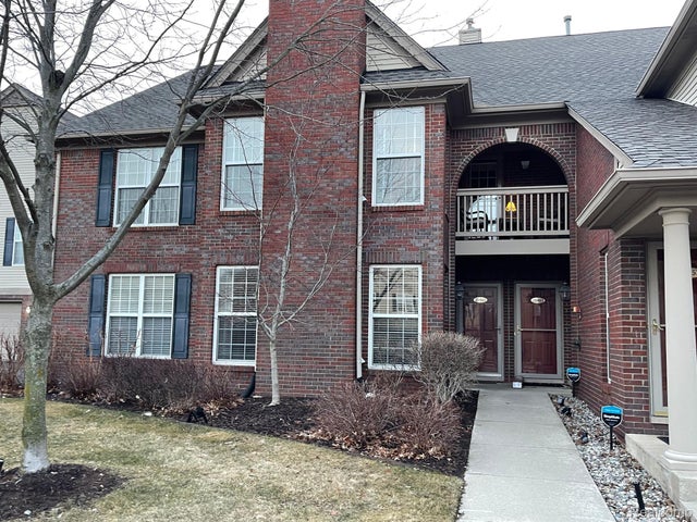 28465 Carlton Way Drive, Novi city