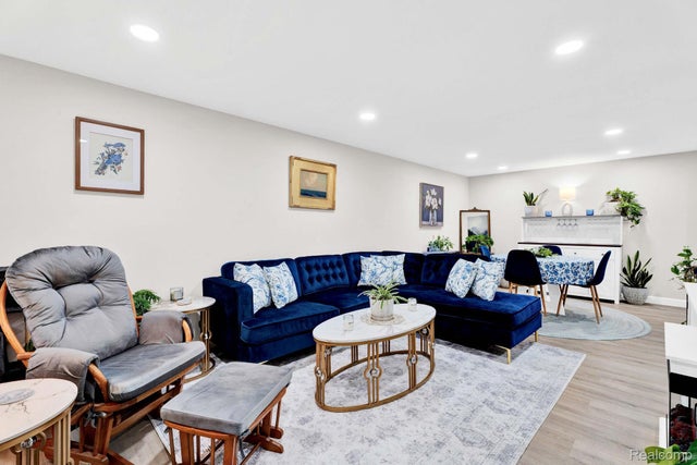 6 Roanoke Lane 97, Rochester Hills city