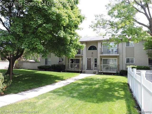 3501 W 14 Mile Road 13, Royal Oak city