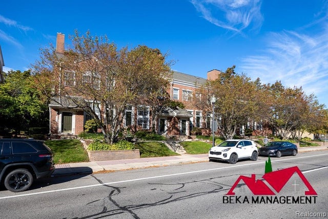 1324 S Main Street, Royal Oak city