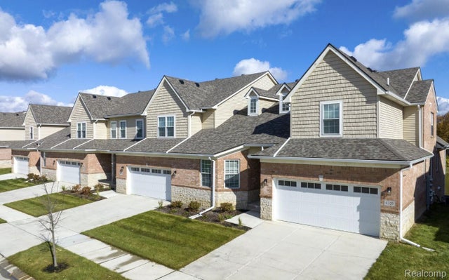 4308 Navin Field Lane, Troy city