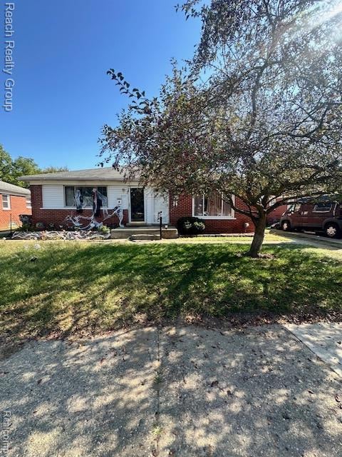 2721 Ackley Avenue, Westland city