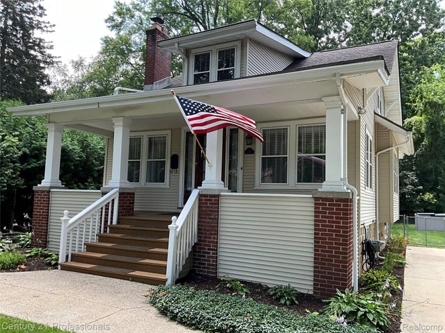 216 Woodside Road, Royal Oak city
