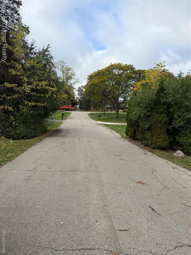 1295 Fieldway Court, Bloomfield Hills city