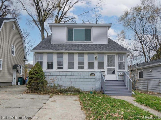 790 Jewell (upper) Street, Ferndale city