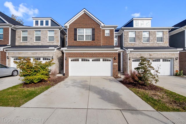22520 Osprey Drive, Novi city