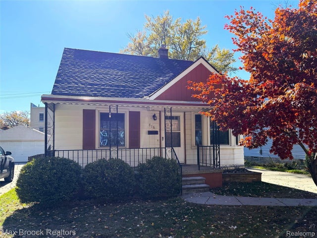 816 E 3rd Street, Royal Oak city