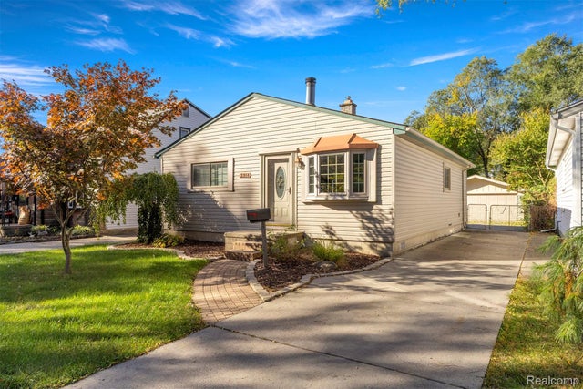 3918 Kingston Street, Dearborn Heights city