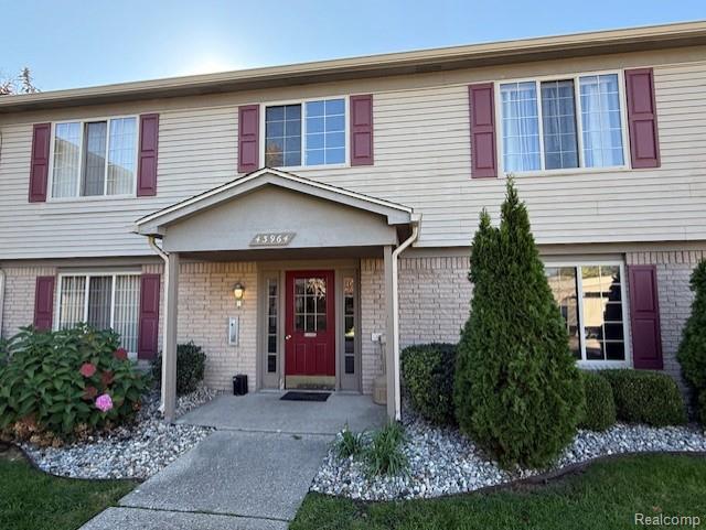 43964 Freeway Drive 68, Sterling Heights city