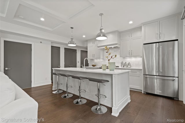 932 W 11 Mile Road, Royal Oak city