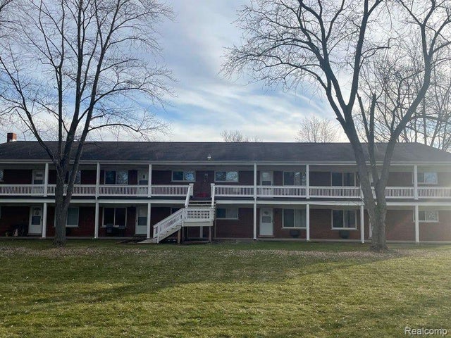 59425 10 Mile Road 3b, Lyon charter township