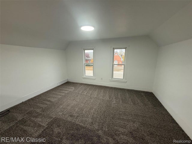 113 Liberty, South Lyon city