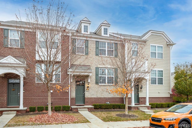 27844 Hopkins Drive, Novi city