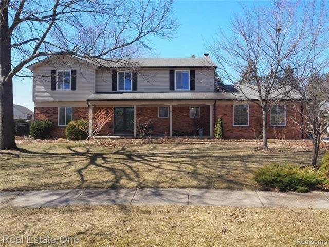 5837 Folkstone Drive, Troy city