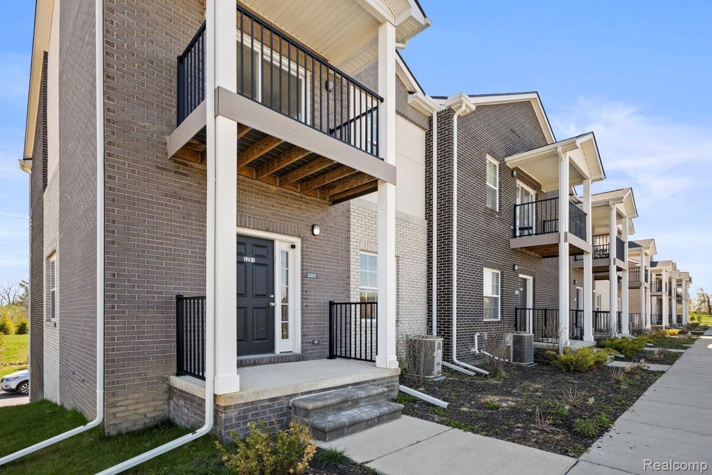 3205 Lohr Road, Pittsfield charter township