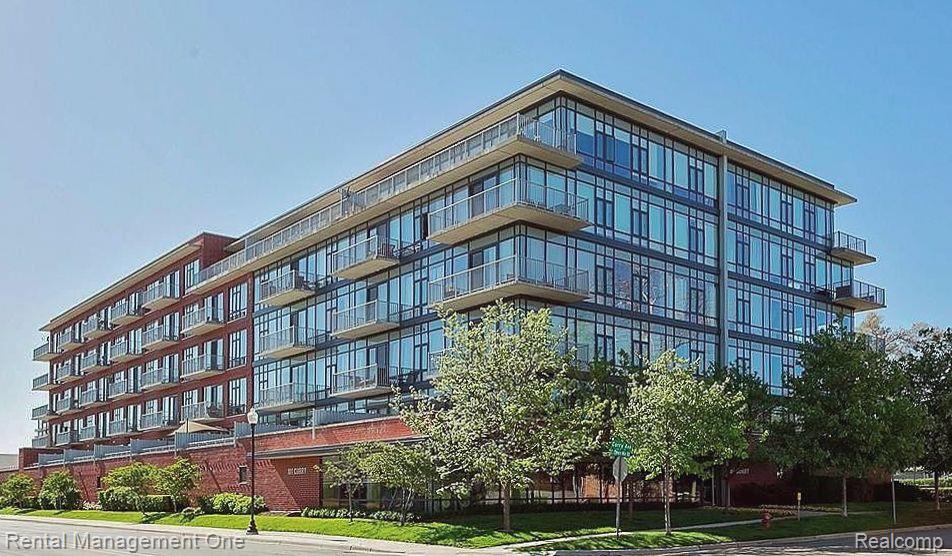 101 Curry Avenue Unit 330, Royal Oak city