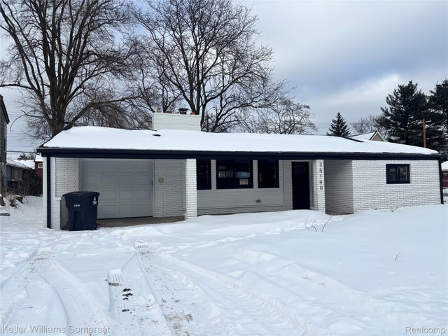 35140 School Street, Westland city