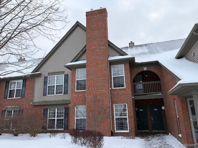 28518 Carlton Way Drive, Novi city