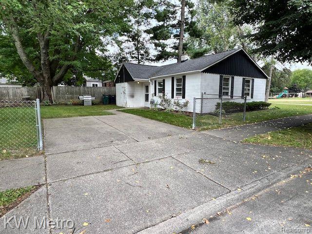 624 Montrose Avenue, Royal Oak city