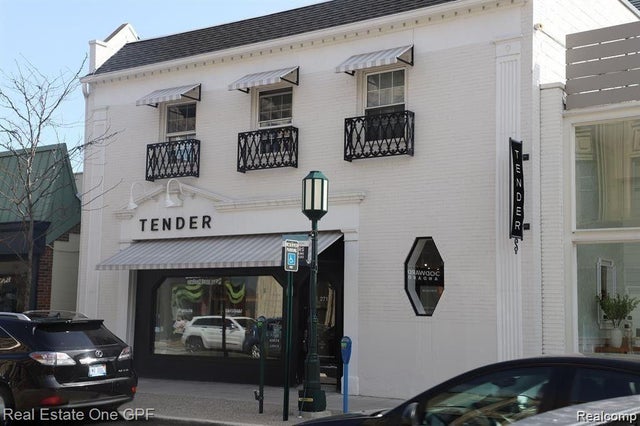 271 W Maple Road 3, Birmingham city