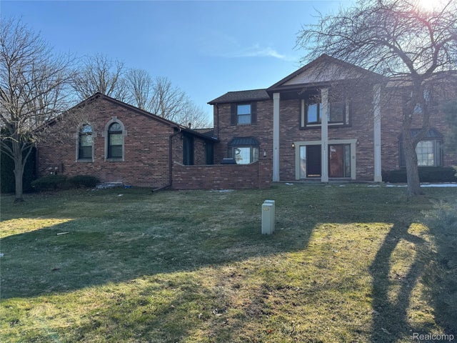 2346 London Bridge Drive, Rochester Hills city