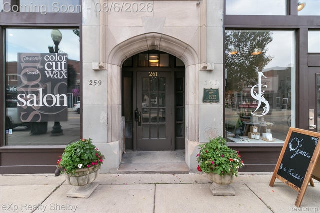 259 W 9 Mile Road 104, Ferndale city