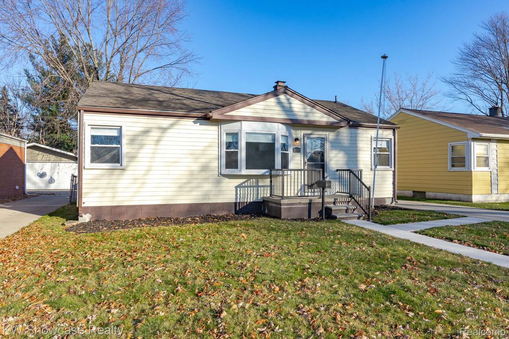 22705 Raymond Street, St. Clair Shores city