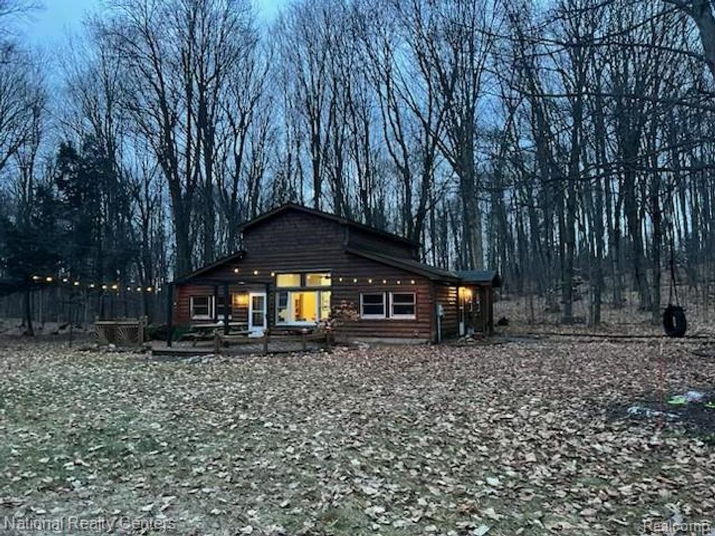 1851 Catob Road, Little Traverse township