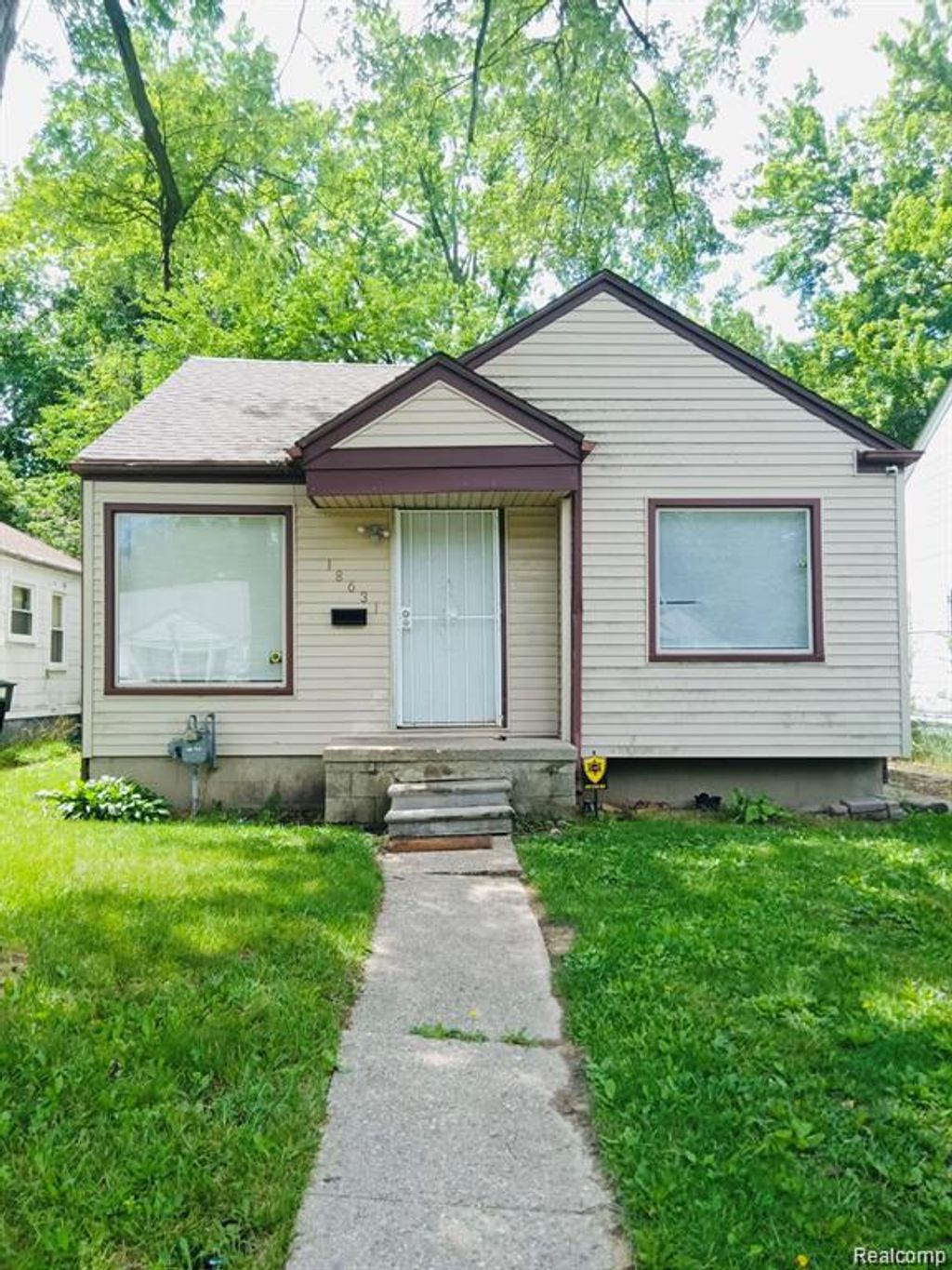 18631 Margareta Street, Detroit city