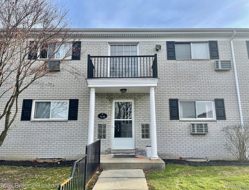 100 W Hickory Grove Road C1, Bloomfield Hills