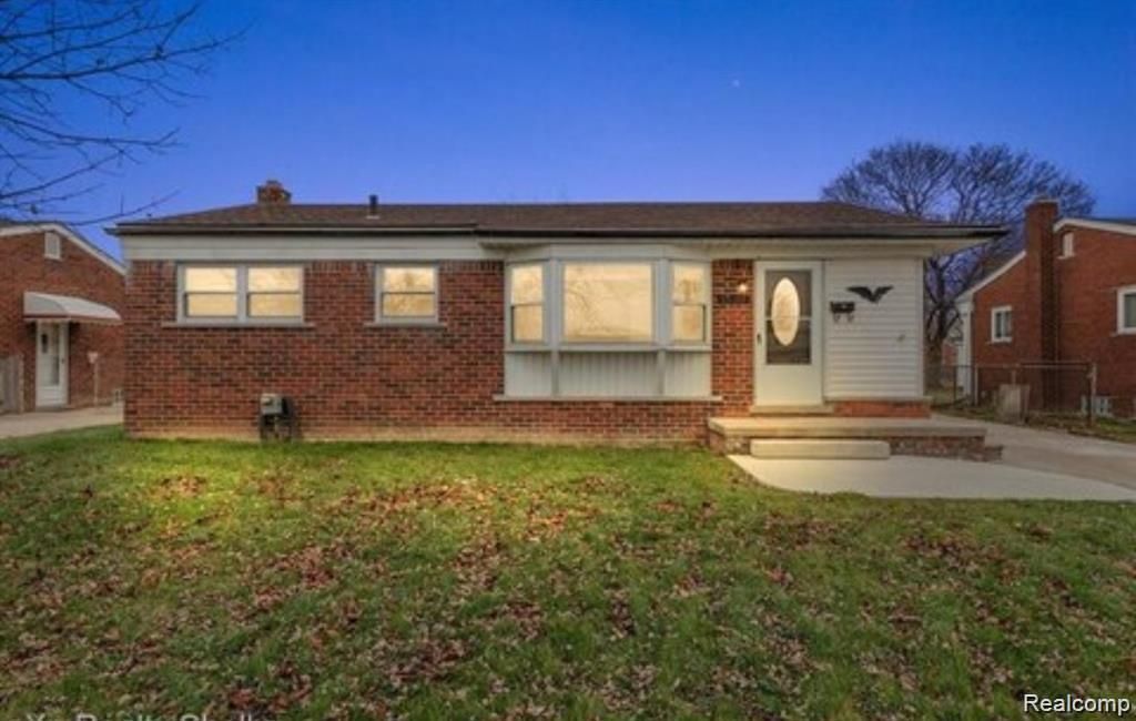 25146 Wagner Avenue, Warren city