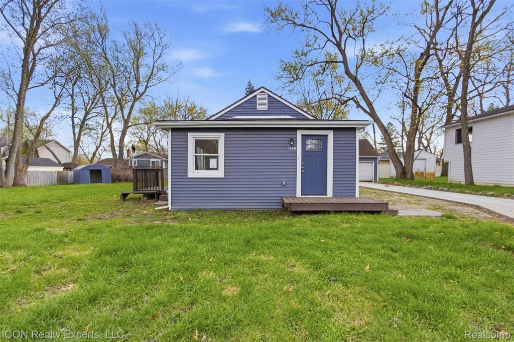 6759 Buckland Avenue, West Bloomfield charter township
