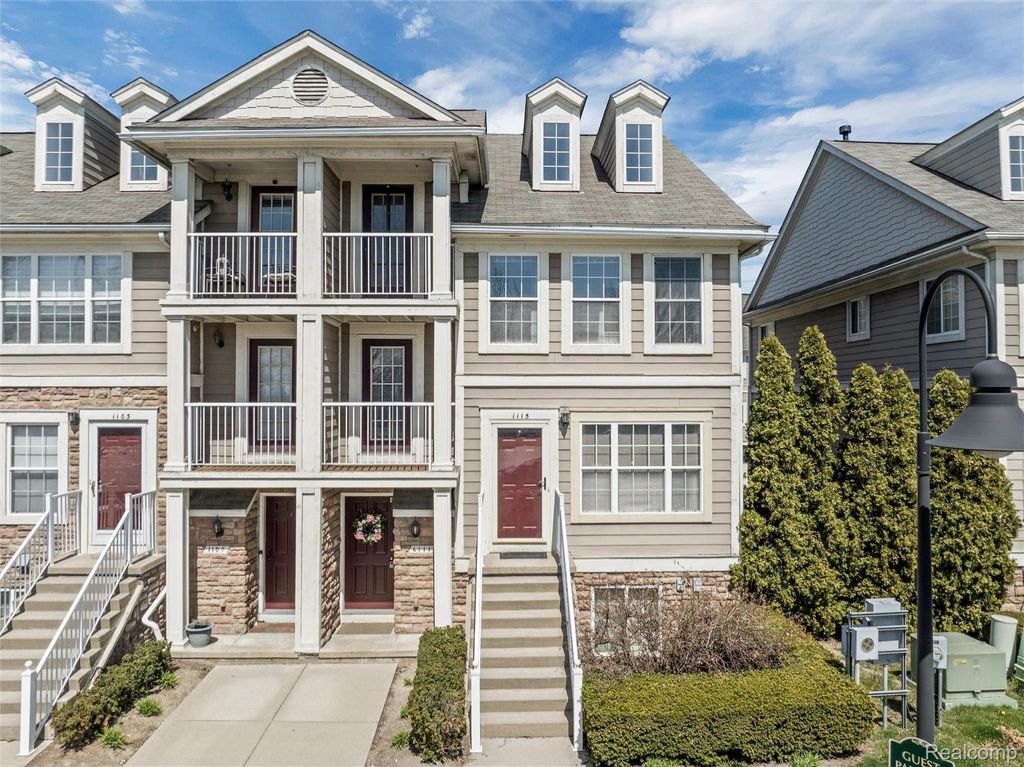 1111 Beaver Run, Troy