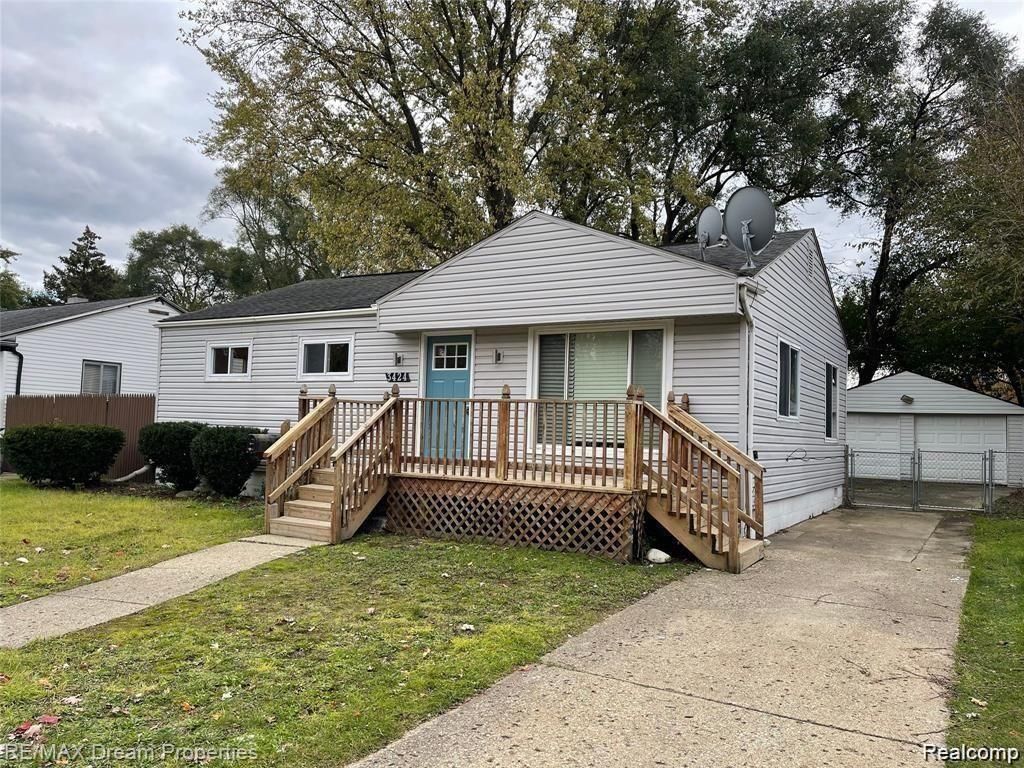 3424 Toepfer Road, Warren city