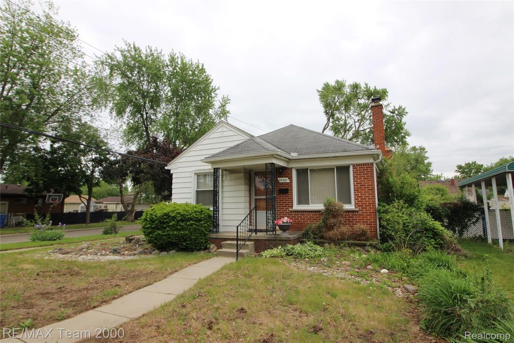 24301 Colgate Street, Dearborn Heights city